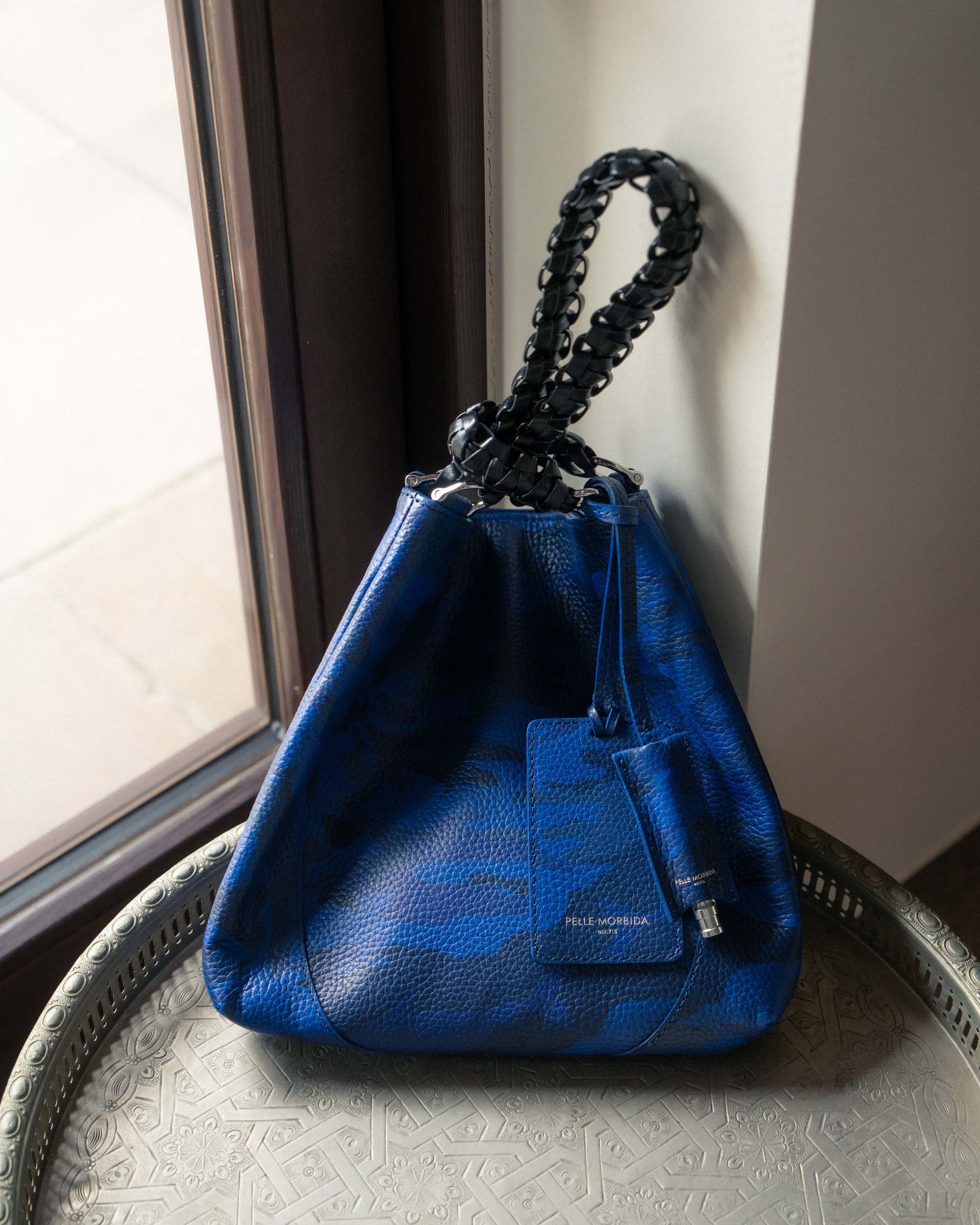 MB055A-フラップトートバッグ
